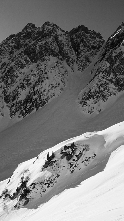 Quelques lignes dcousues dans la face Nord des rochers des Barmes